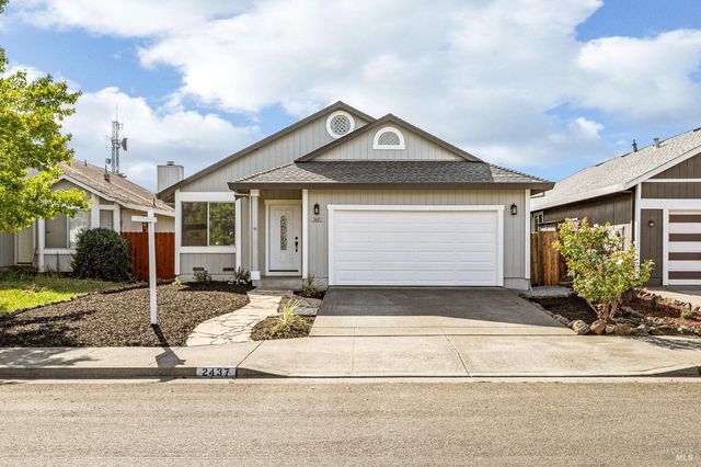 $715,000 | 2437 Lemur Street | Santa Rosa Northwest