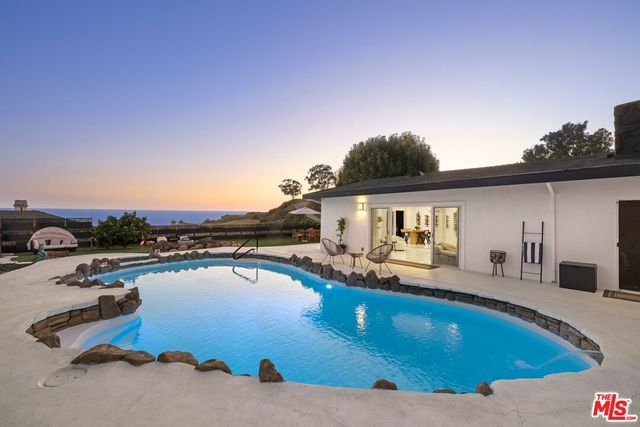 $5,099,000 | 20734 Las Flores Mesa Drive | Eastern Malibu