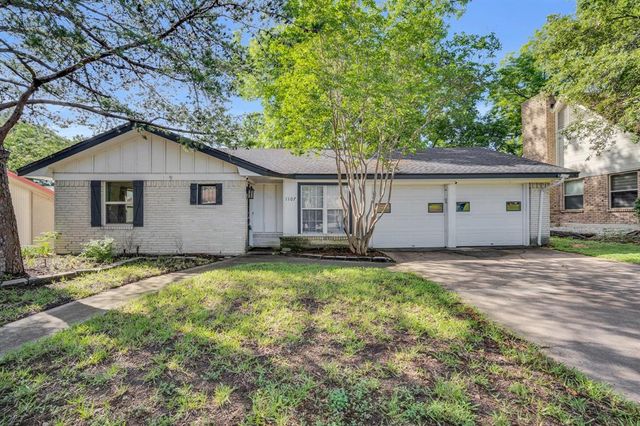 $279,900 | 1107 Bluebonnet Hill Drive | Ennis