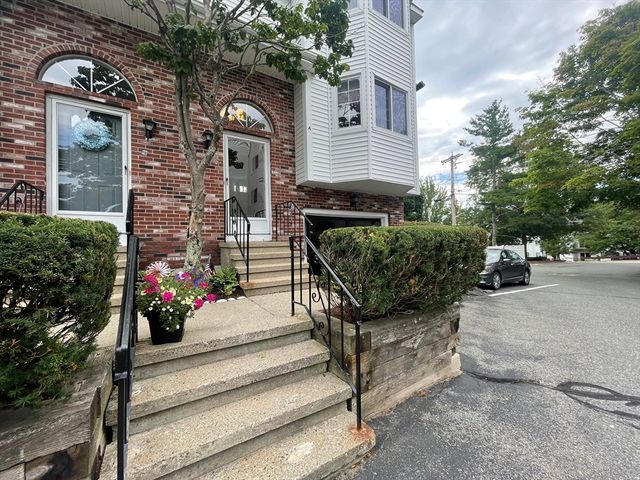 $2,700 | 171 Tall Oaks Drive, Unit A | South Weymouth