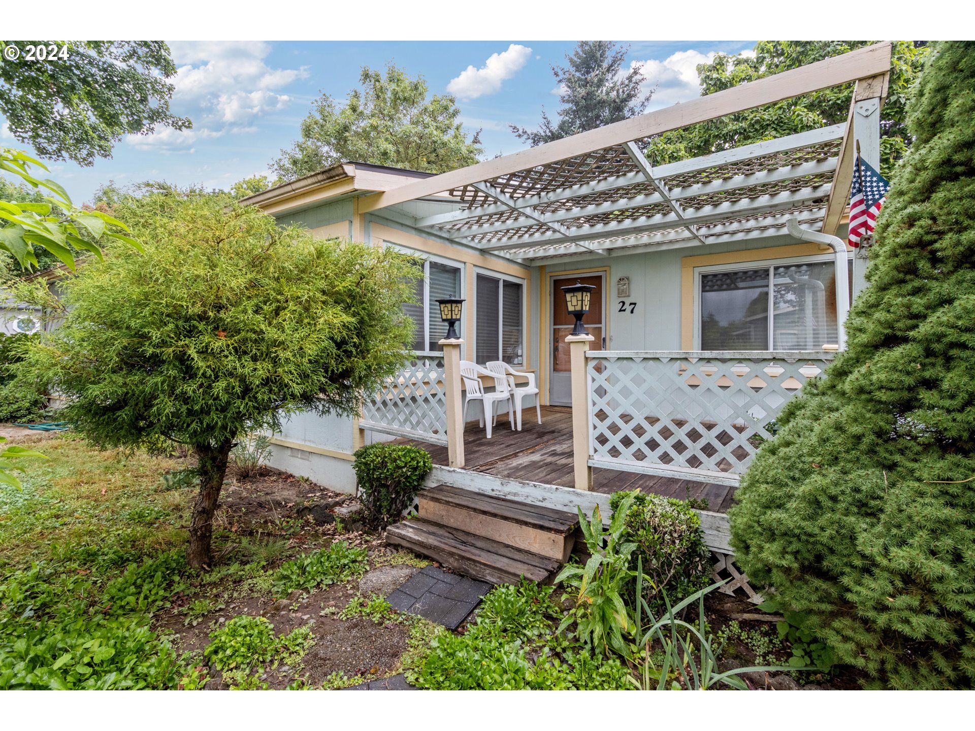 a view of a house with a patio