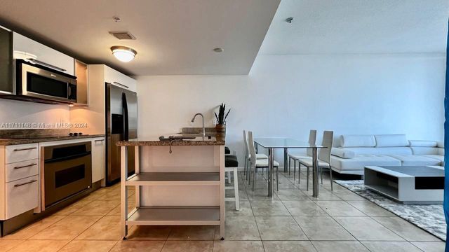 $2,900 | 185 Southwest 7th Street, Unit 1908 | Brickell