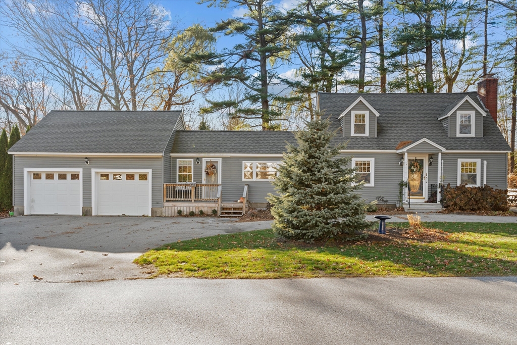 a view of house with outdoor space