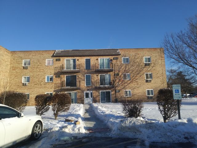 $1,780 | 161 West Elk Trail, Unit 362 | Carol Stream