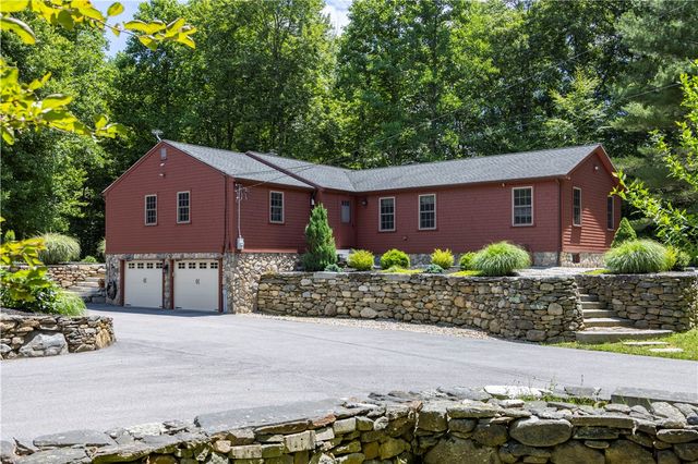 $949,000 | 62 Cranberry Ridge Road | Glocester