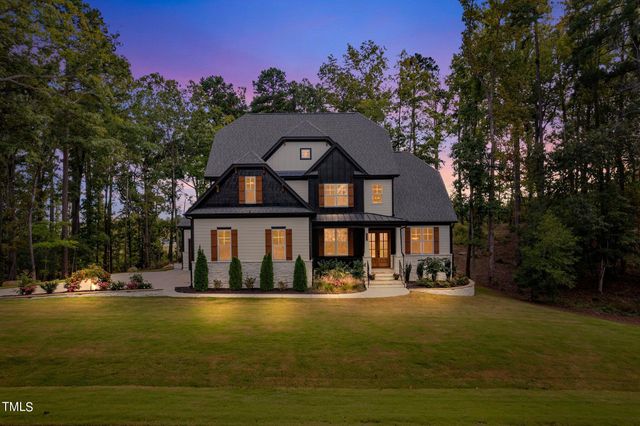 $1,275,000 | 188 E Antebellum Drive | Pennington at Jordan Lake