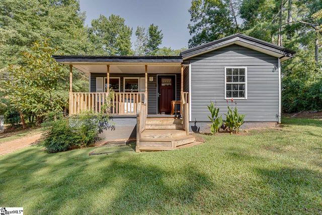 $272,500 | 709 Chestnut Ridge Road