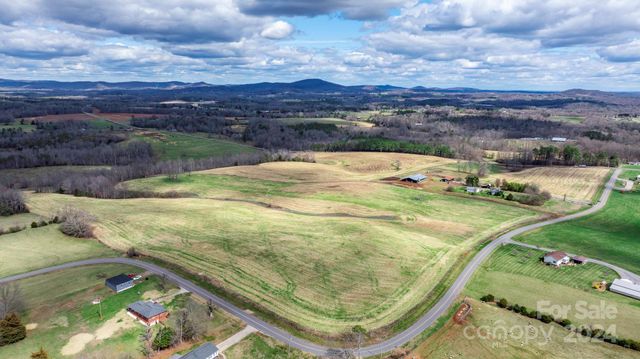 $1,300,000 | 200 Keever Lane | Sharpes Township - Alexander County