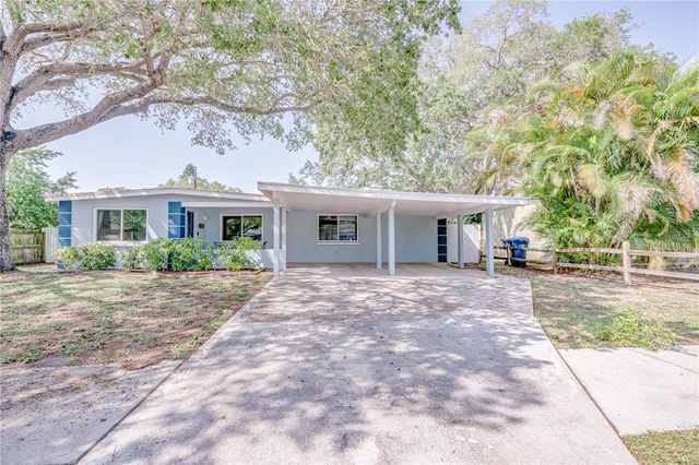 $525,000 | 920 16th Avenue Southwest | Largo