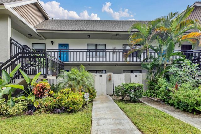 $355,000 | 3107 Southwest 20th Terrace, Unit 20B1 | Delray Beach