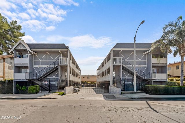 $4,350,000 | 18356 Napa Street | Northridge