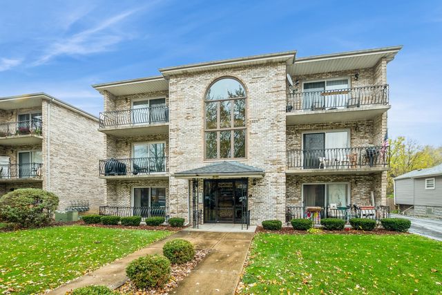 $160,000 | 14815 Kenton Avenue, Unit 1 | Midlothian