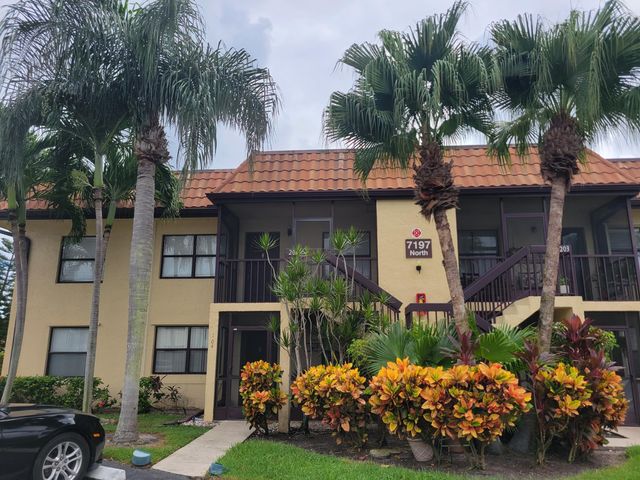 $2,000 | 7197 Golf Colony Court, Unit 204 | Lucerne Lakes