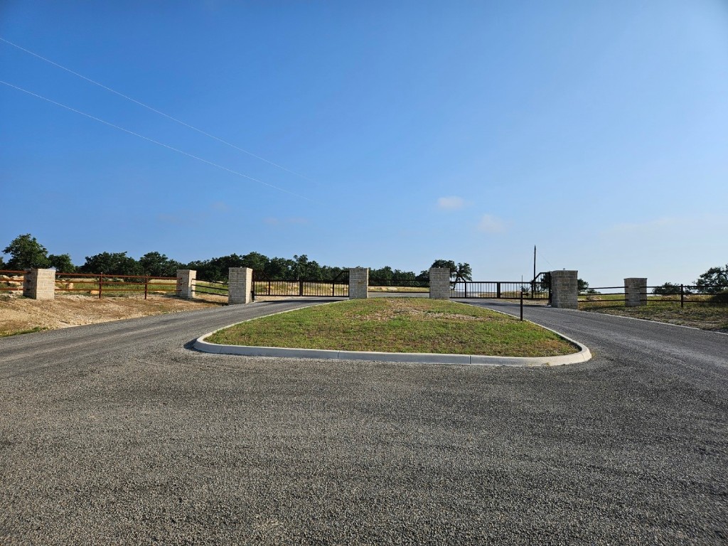 a view of a tennis court