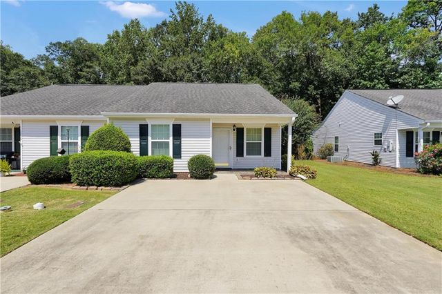 $195,000 | 1737 Summerwoods Lane | Summerwoods