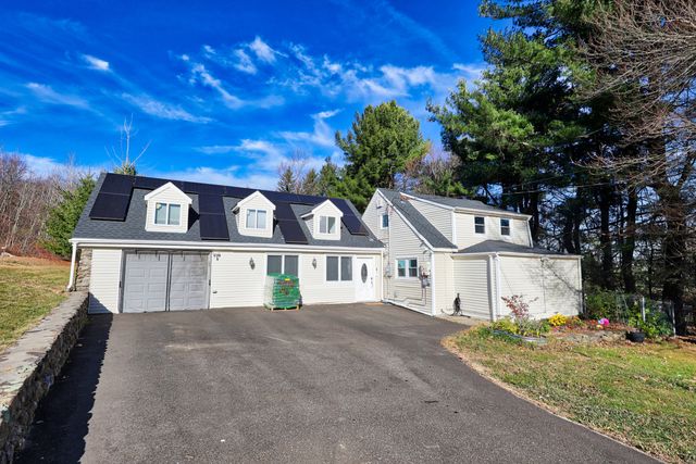 $550,000 | 2 Apple Hill Road | Southington