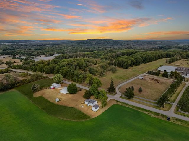 $625,000 | N3075-n3089 Smokey Hollow | Arlington Town