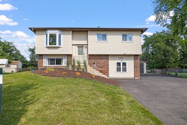 $299,900 | 244 Oak Ridge Court | Old Bolingbrook