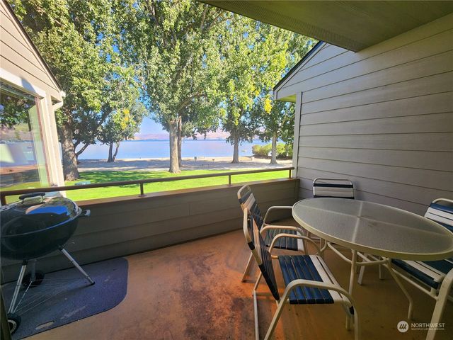 $2,600 | 1 Beach 549-i Manson Wa 98831 | Manson