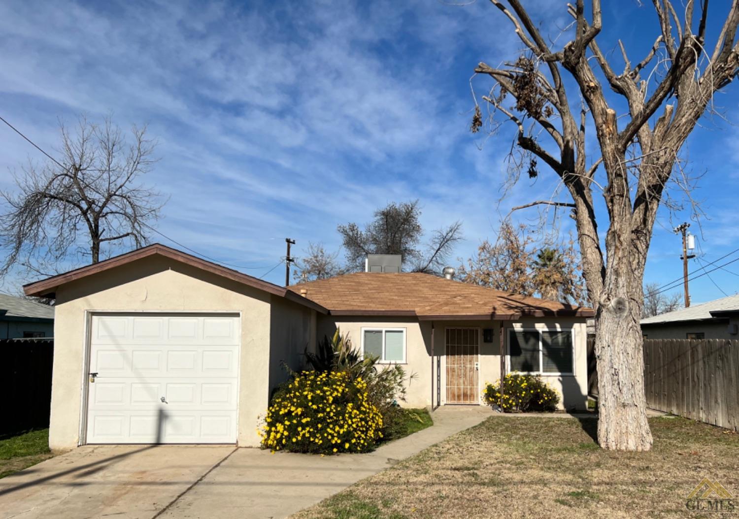 10110 Greenacres Drive, Bakersfield, CA 93312 | Compass