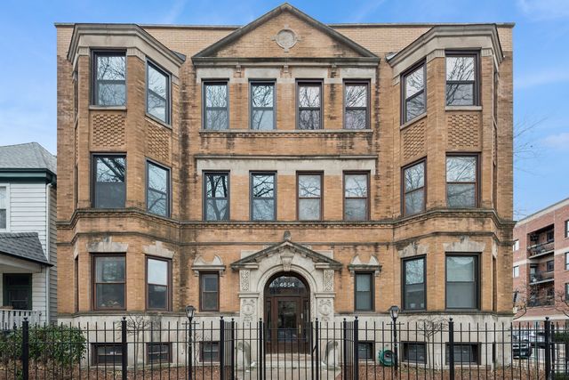 $342,000 | 4654 North Kenmore Avenue, Unit 3S | Uptown Chicago