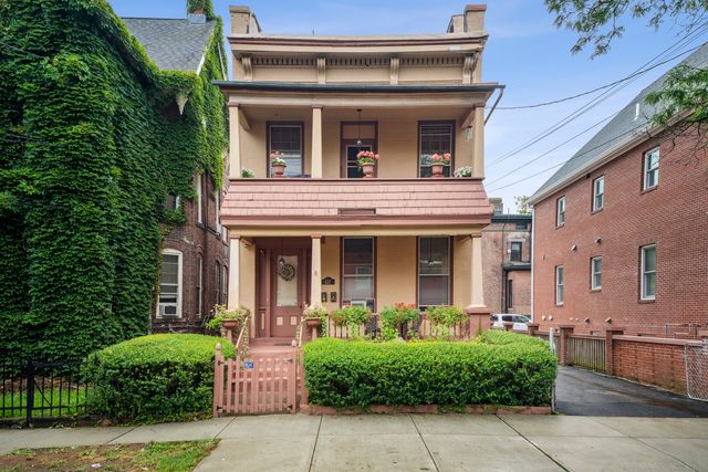 $699,000 | 117 Olive Street | Wooster Square Historic District