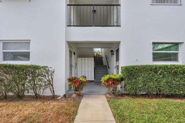 $249,000 | 3210 Meridian Way South, Unit 11 | Palm Beach Gardens