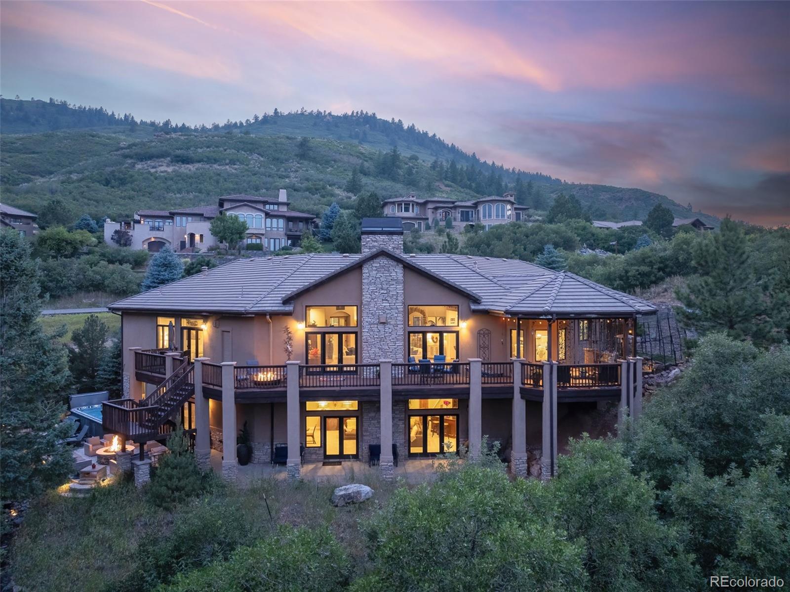 an aerial view of multiple house