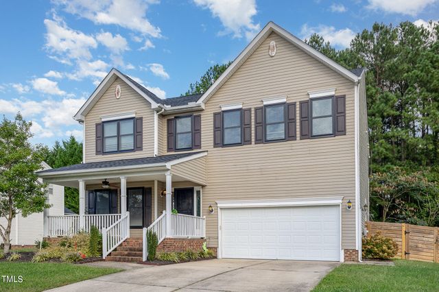 $499,900 | 8708 Poteat Drive | Caddell Woods