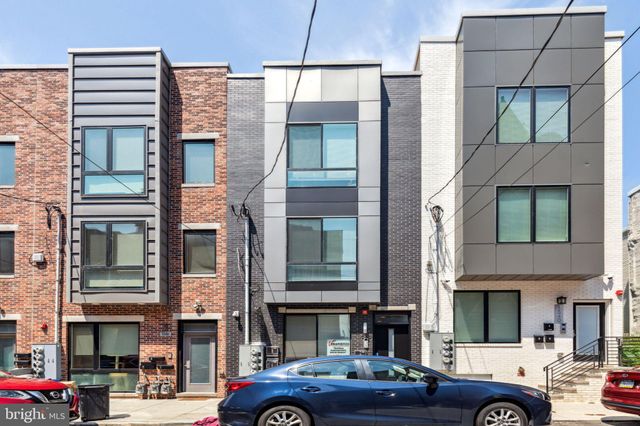 $846,000 | 1538 North 7th Street | Ludlow