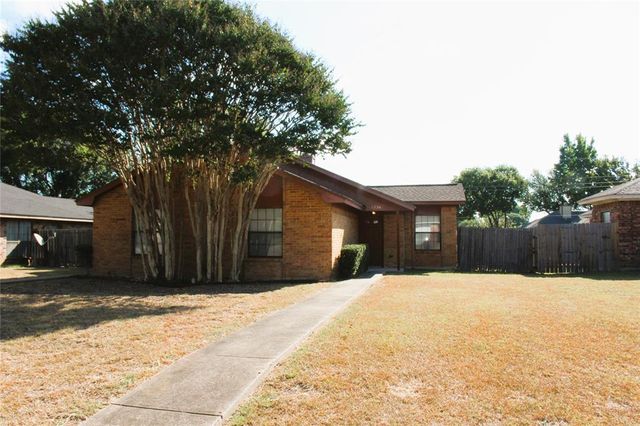 $1,495 | 1736 Carrington Drive | Glenn Heights