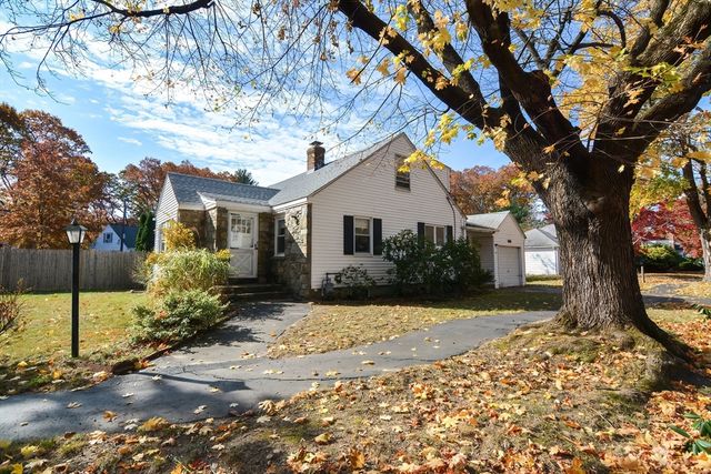 $469,000 | 31 Hunthurst Circle | Worcester West Side