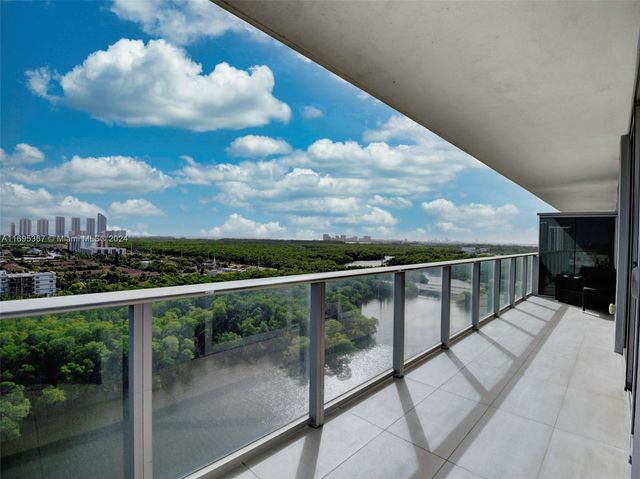 $1,100,000 | 16385 Biscayne Boulevard, Unit 1615 | Western Eastern Shores