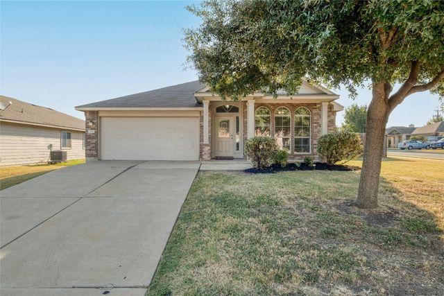 $2,150 | 343 Altamont Street | Hutto