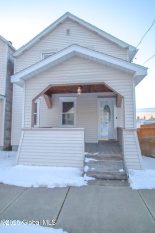 $179,900 | 47 Elm Street | Train Station Area