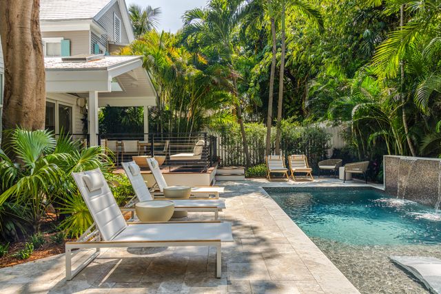 $5,999,999 | 522 Elizabeth Street | Key West