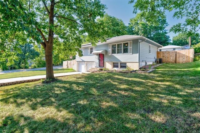 $239,900 | 15094 East 38 Street South | Sycamore Hills