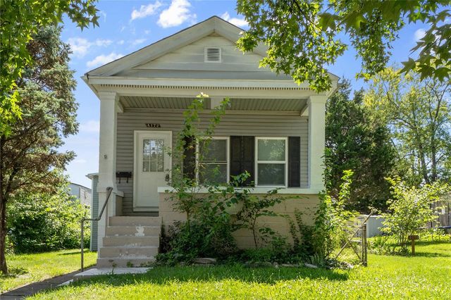 $135,000 | 4172 Walsh Street | Boulevard Heights