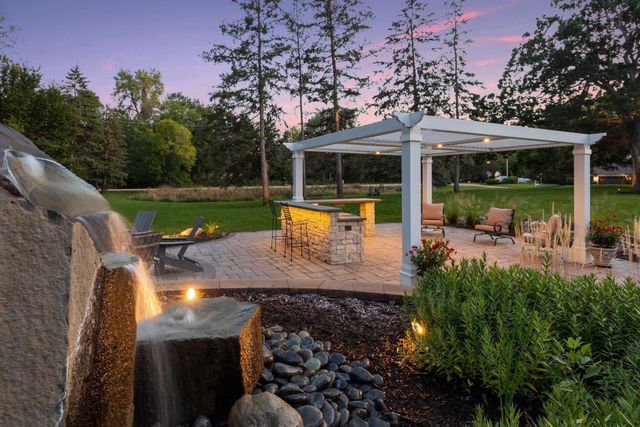 $1,999,000 | 14700 Copperfield Place | Minnetonka