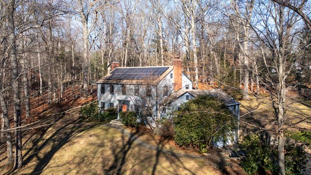 $795,000 | 25 Grays Farm Road | Weston