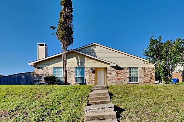 $342,000 | 1026 Bellflower Drive | North Central Carrollton