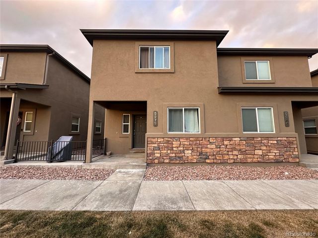 $2,450 | 5273 Palomino Ranch Point | Stetson Hills