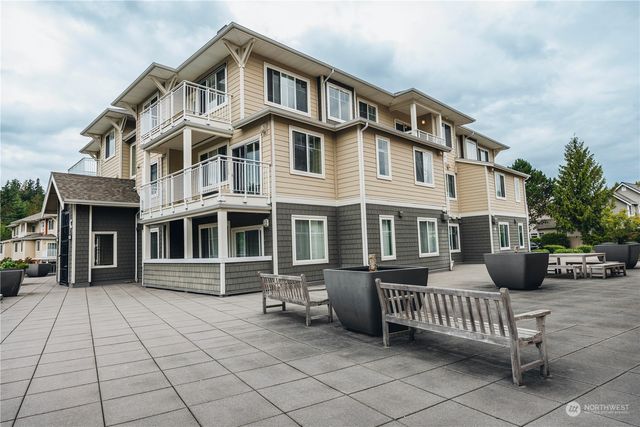 $325,000 | 537 225th Lane Northeast, Unit C302 | Sammamish