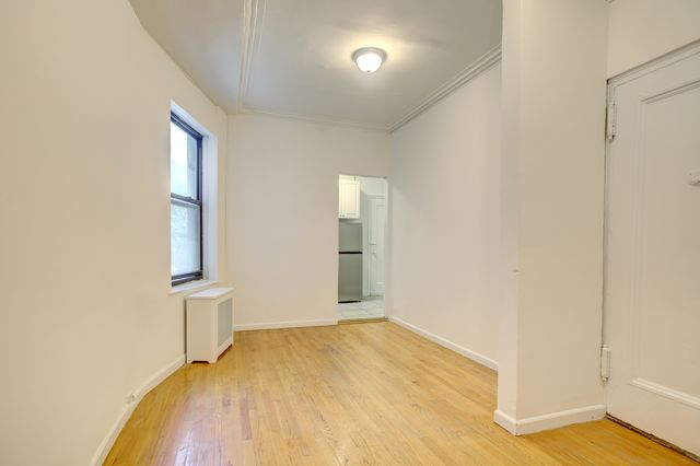 $3,300 | 315 West 102nd Street, Unit 1B | Upper West Side