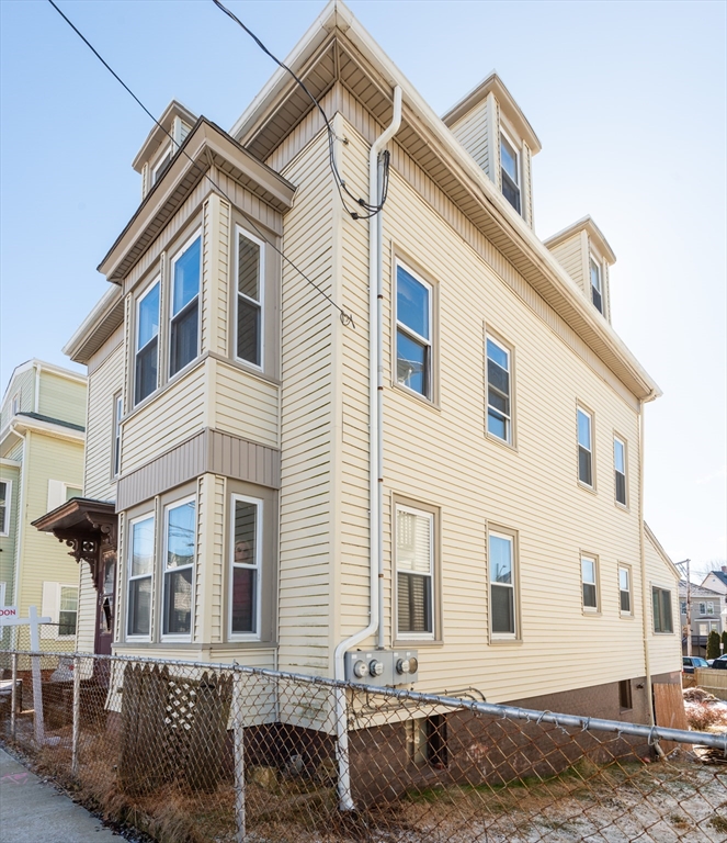 56 Warner Street Gloucester MA 01930 Compass