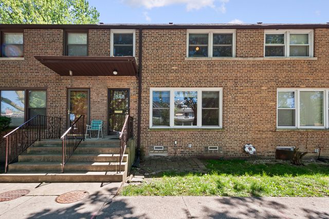 $374,000 | 3105 West Arthur Avenue | West Rogers Park