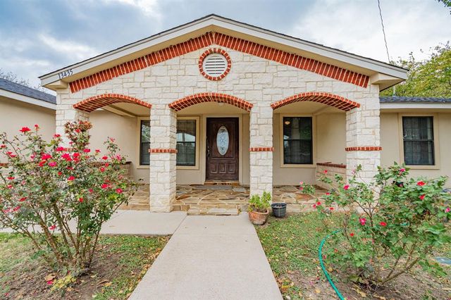 $325,000 | 13435 Sarah Lane | West Kleberg