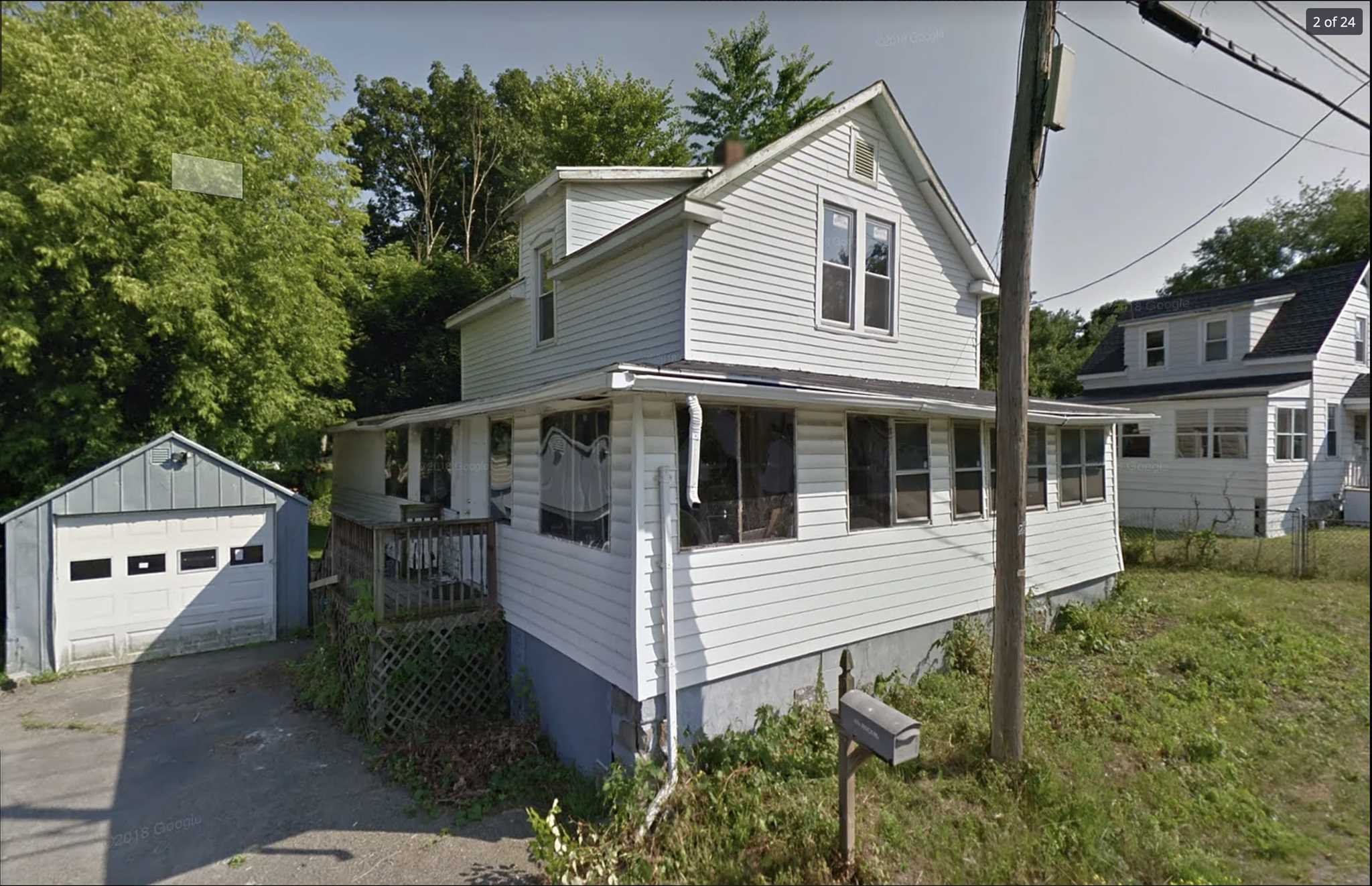 a view of house and outdoor space