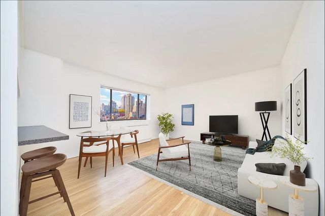 $3,675 | 451 East 83rd Street, Unit 2A | Upper East Side