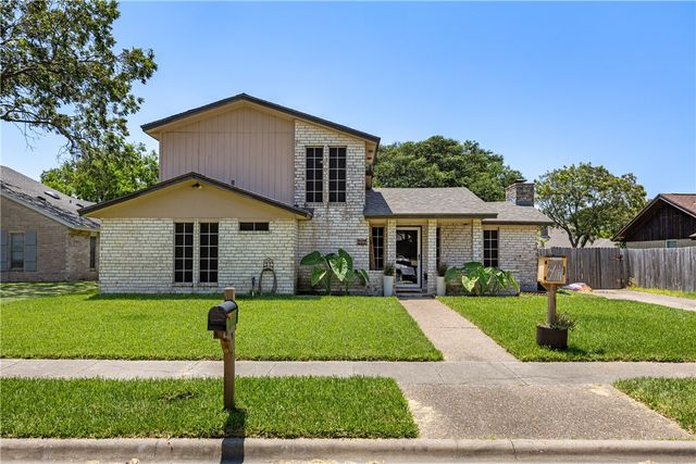 $329,992 | 212 San Saba Drive | Northshore